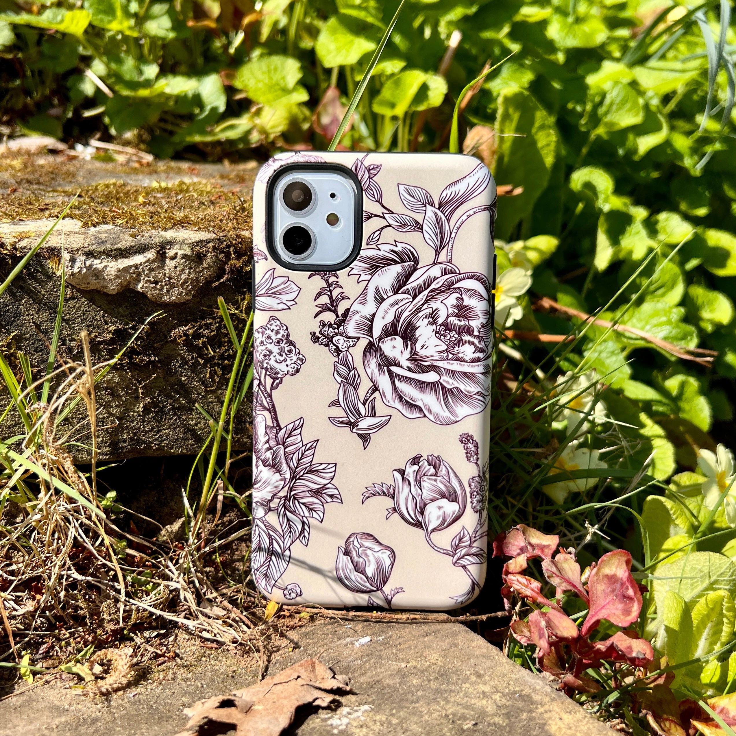 Comfort Design Layer Rugged Pattern Texture iPhone Tough Case - Leeds Castle