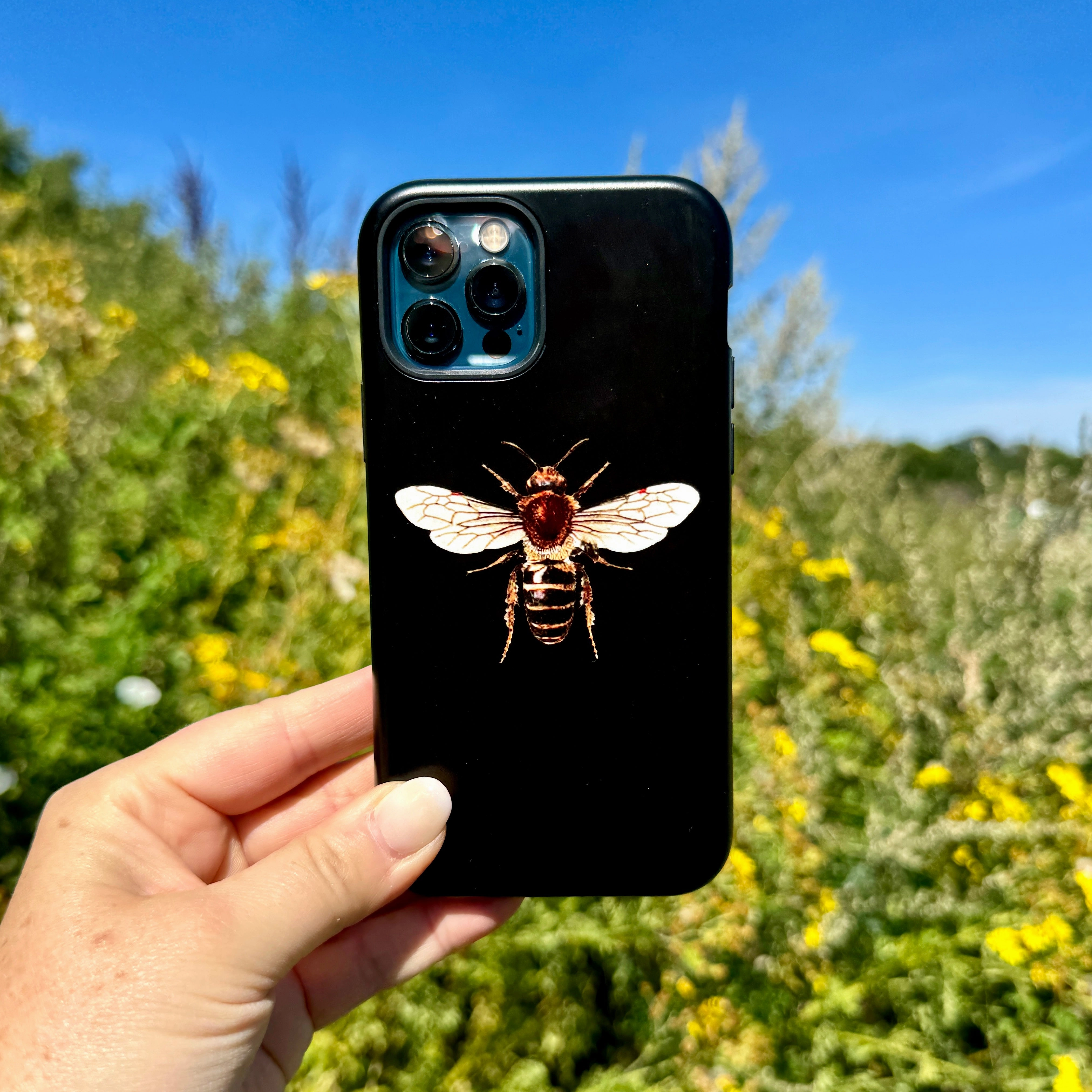 Lightweight Build Quality Scratch Resistant iPhone Tough Case - Bee II