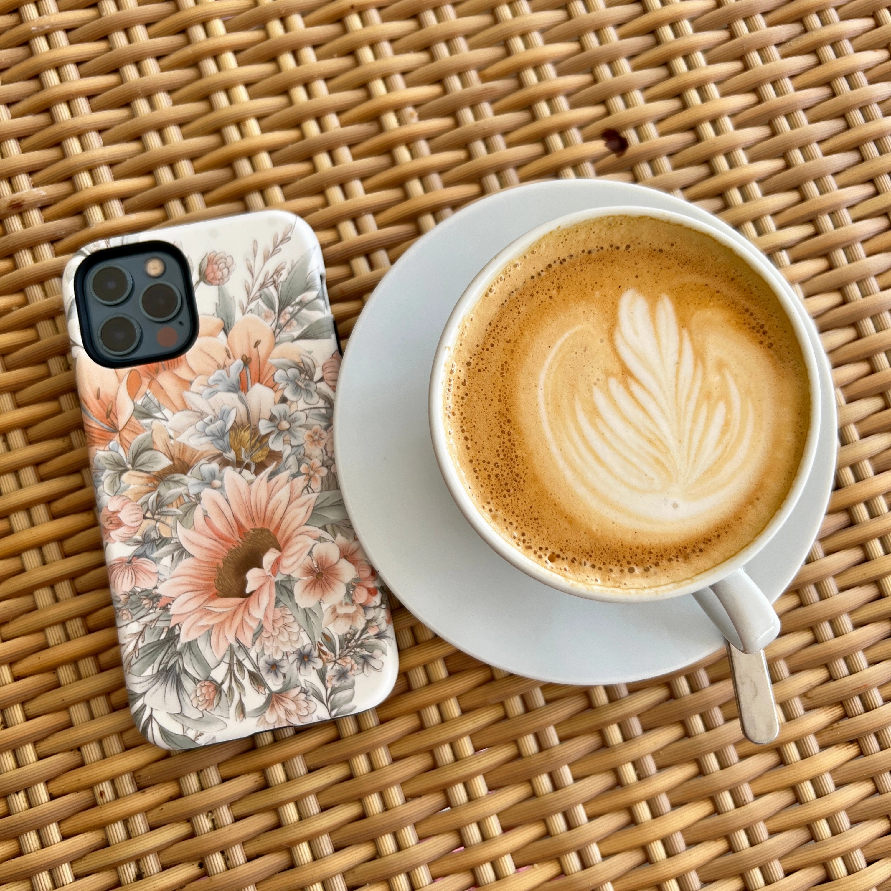 iPhone Tough Case - Breeze Comfort Layer Texture