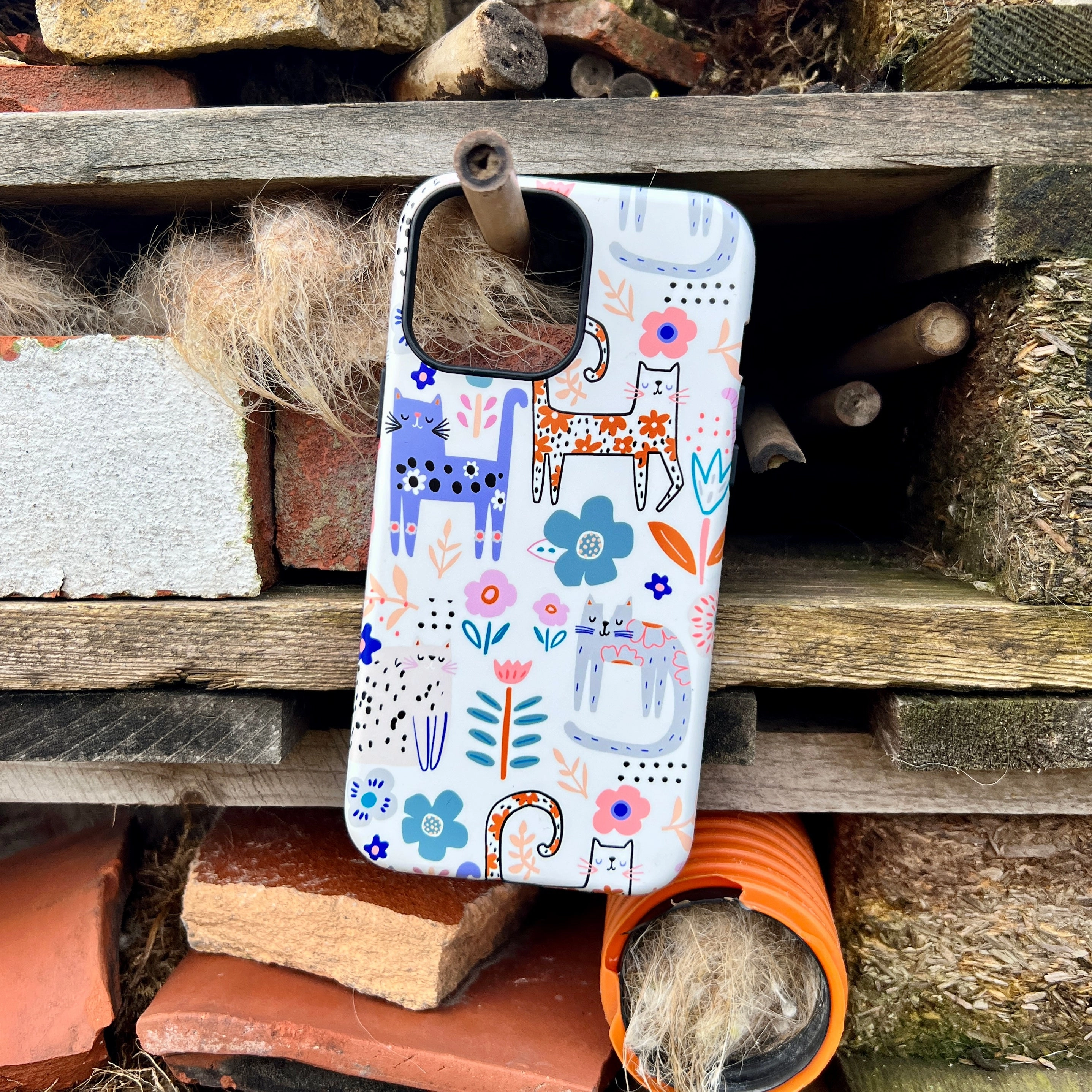 iPhone Tough Case - Floral Cats Smooth Touch Smooth Shield