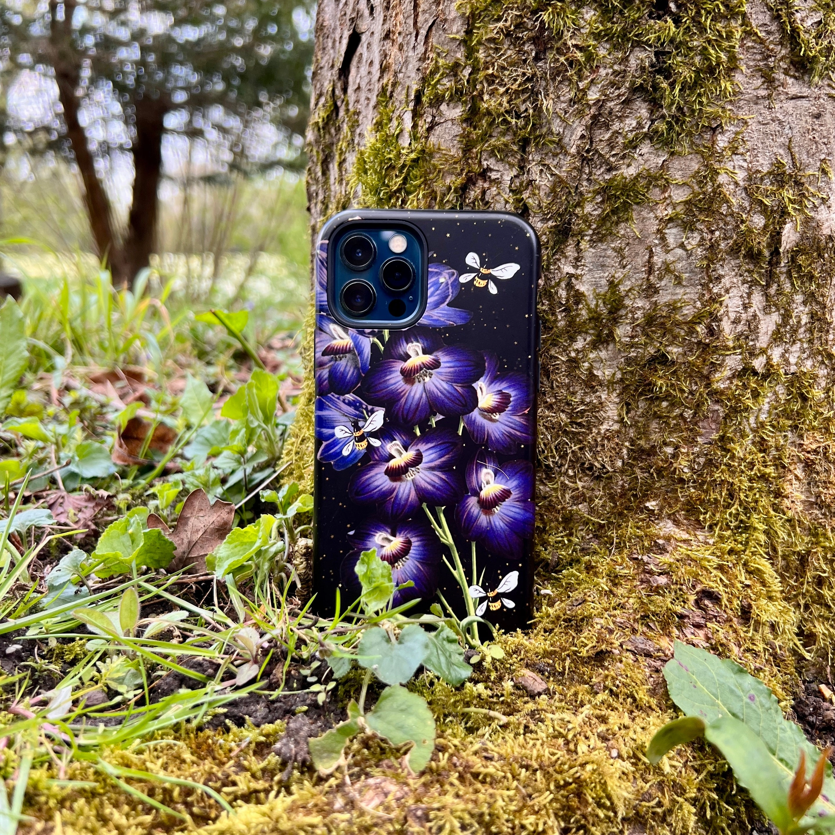 Vibrant Finish Rugged Frame Design iPhone Tough Case - Night Bees