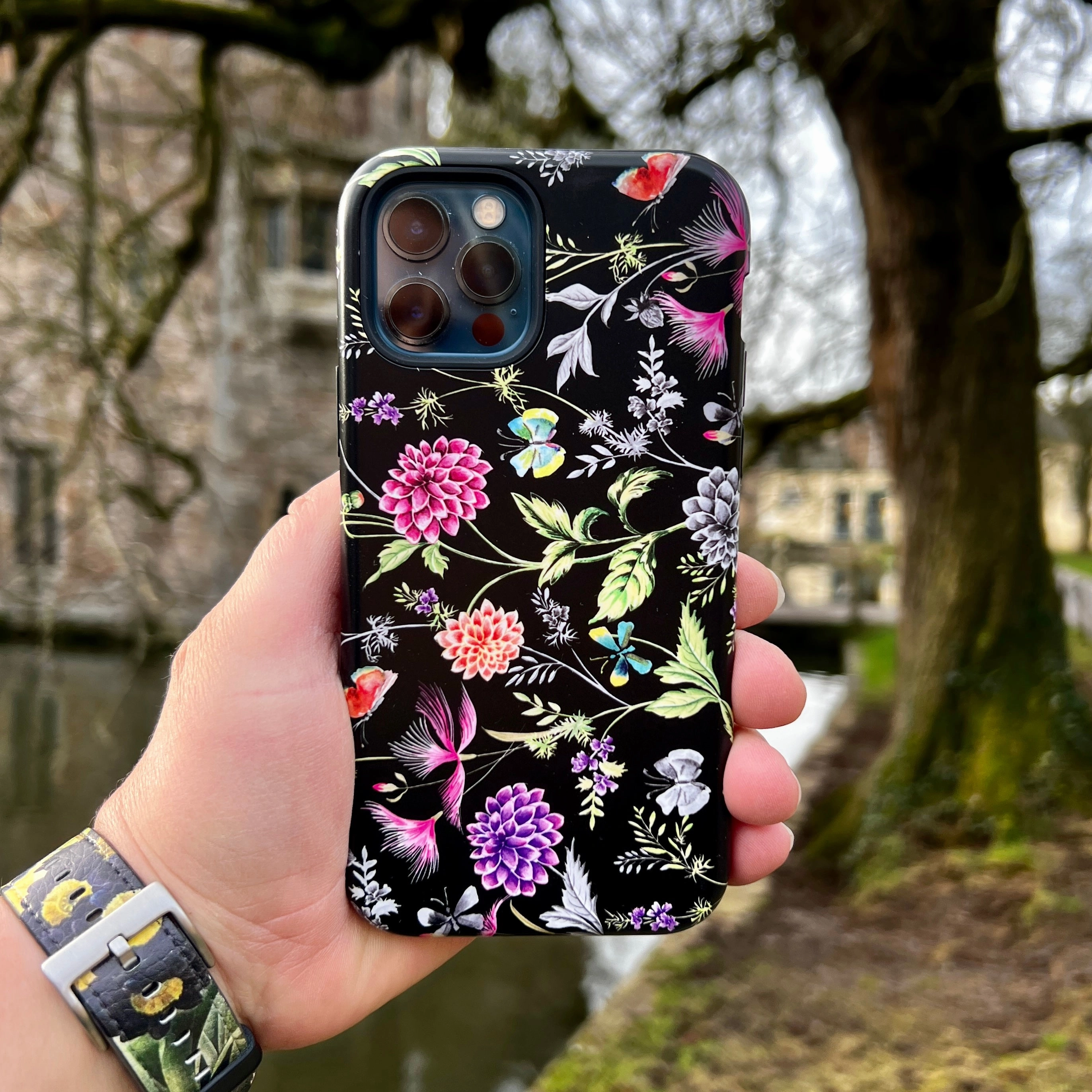 Compact Shell Premium Touch iPhone Tough Case - Broadview